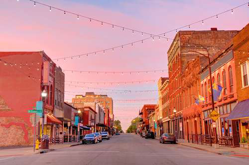 Community area in Springfield, Missouri connected to auto title loan services